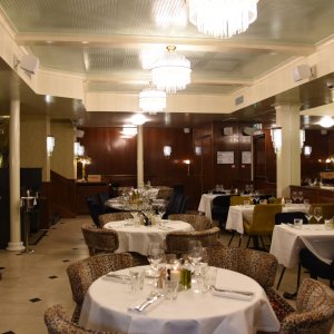 Photo 21 - Restaurant esprit speakeasy - 