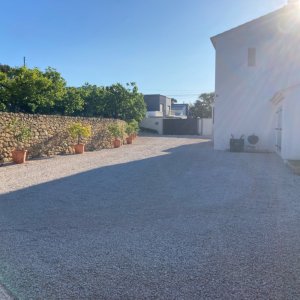 Photo 13 - Villa avec piscine et terrain de pétanque au pied des collines de Marcel Pagnol  - Espace de stationnement