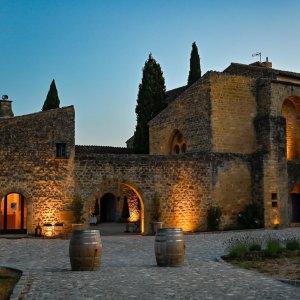 Photo 1 - Château en pierre 12ème Siècle - Extérieur au soir