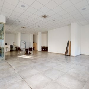 Photo 1 - Commercial premises in Cannes city center - 
