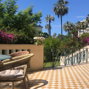 Photo 5 - Unique secret garden in the center of Cannes - 