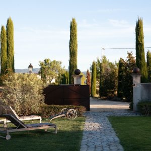 Photo 5 - Guest house 400 m2 with garden, view of Mont Ventoux - une partie du jardin