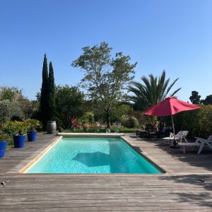 Photo 0 - Maison avec jardin arboré de 2000 m et piscine - Piscine