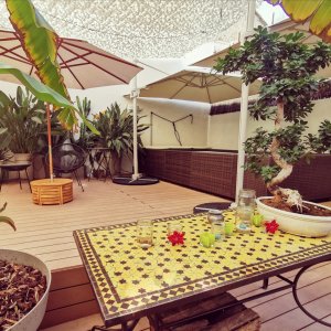 Photo 0 - Appartement 140m2 centre Cannes avec terrasse 90m2 - Terrasse 90m2 orientée sud avec mini piscine Laghetto Playa 3. 
Table et chaises d'extérieur.
Barbecue et plancha.
Bed à l'ombre pour la sieste