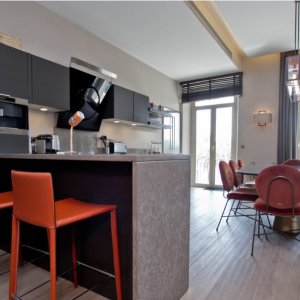 Photo 8 - Appartement de luxe 230m2 sur la Croisette - Salon et salle à manger avec cuisine ouverte