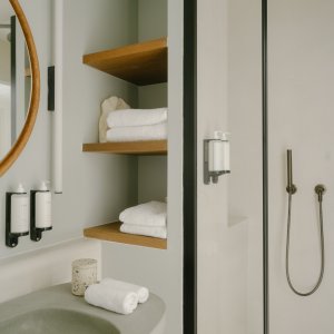 Photo 5 - Suite 80 m2 Cannes - le Suquet - Salle de bain