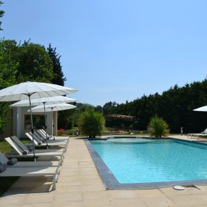 Photo 4 - Mas Provençal du 17ème Avignon - La grande piscine chauffée du Mas