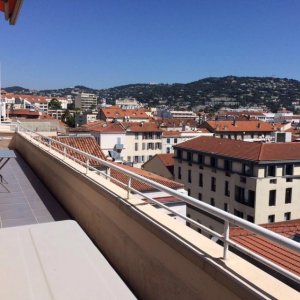 Photo 4 - Penthouse with a nice city view close to La Croisette - Le balcon