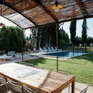 Photo 15 - Mas provençal avec services et piscine - Terrasse ombragée