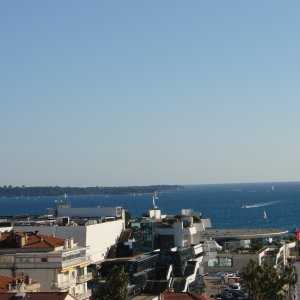 Photo 3 - Grande terrasse sur le toit, vue mer - La vue mer et ville de Cannes