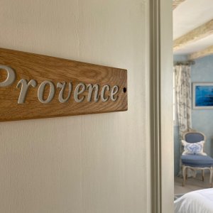 Photo 12 - Maison Familiale Provençale - Grande Piscine - Vue Mer - Porte vers chambre Provence