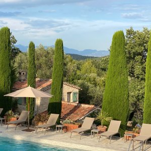 Photo 16 - Maison Familiale Provençale - Grande Piscine - Vue Mer - Vue vers la piscine depuis la chambre Provence