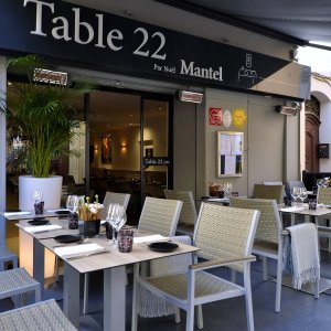 Photo 8 - Cuisine gastronomique dans la vieille ville pittoresque de Cannes "Le Suquet" - Terrasse (chauffée) : Capacité totale 14 px