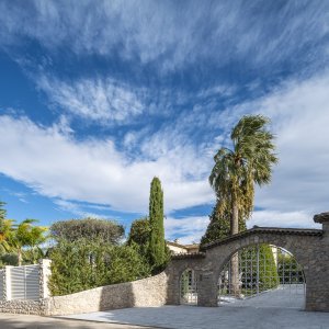 Photo 5 - Villa luxueuse et lumineuse en pierres 360 m²  - L'entrée