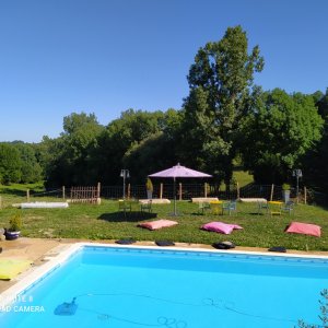 Photo 14 - Domaine avec piscine et grand parc sans vis à vis - Vue du pool house