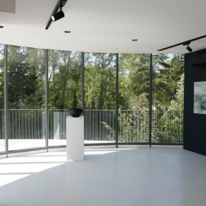 Photo 2 - Galerie avec terrasse et vue sur ecrin de verdure  - 