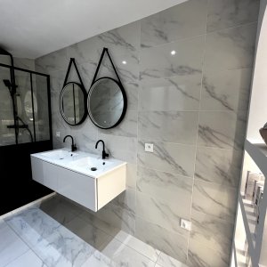 Photo 9 - Appartement / espace créatif de 100 m² à Cannes - Salle de bain