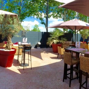Photo 0 - Restaurant – Club – Terrasse - Terrasse