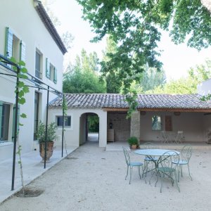 Photo 18 - Bastide with swimming pool in lavender - Une terrasse