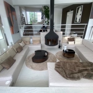 Photo 19 - Villa design avec vue panoramique  - Coin salon cheminée Focus