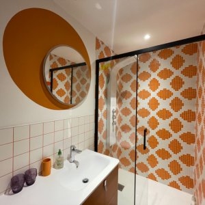 Photo 18 - Grande villa de luxe sur la plage - Salle de bains chambre orange