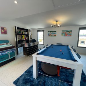 Photo 11 - Grande villa de luxe sur la plage - Salon 2 avec table transformable en billard 