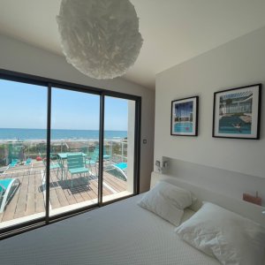 Photo 23 - Grande villa de luxe sur la plage - Chambre rose avec terrasse