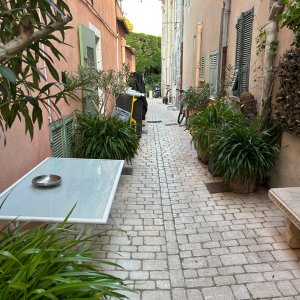 Photo 3 - Superb garden restaurant in the heart of Saint Tropez - Accès