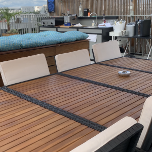 Photo 1 - Rooftop 80 m² and beautiful view - Rooftop côté cuisine et table 