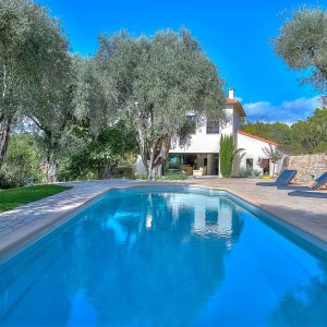 Photo 2 - Magnifique villa avec piscine et jardin 3400 à Mougins  - Piscine
