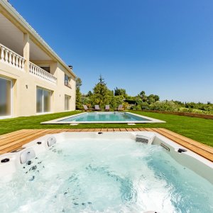 Photo 13 - Villa avec piscine, jacuzzi, vue panoramique, bar, billard, salle de cinéma - Jacizzi