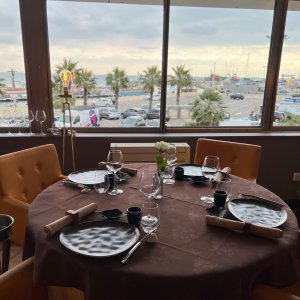 Photo 6 - Restaurant terrasse vue mer - Table dressée du restaurant 