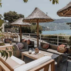 Photo 0 - Grande terrasse de 118 m² face à la mer et espace intérieur 97 m² décorés avec goût - La terrasse