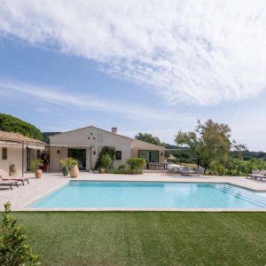 Photo 0 - Bastide with swimming pool in the heart of the vineyards - La maison et la piscine