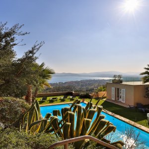 Photo 24 - Sublime et authentique villa de caractère dominant la baie de Saint-Tropez vue mer époustouflante - 