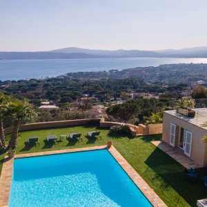 Photo 4 - Sublime et authentique villa de caractère dominant la baie de Saint-Tropez vue mer époustouflante - 