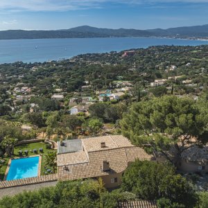 Photo 28 - Sublime et authentique villa de caractère dominant la baie de Saint-Tropez vue mer époustouflante - 
