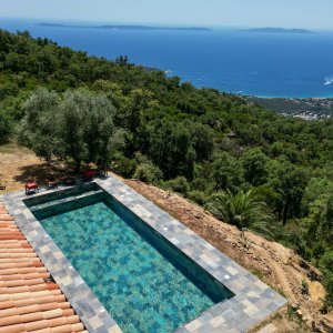 Photo 0 - Mas de 750 m² avec piscine chauffée, vue mer - Piscine chauffée de 15m.