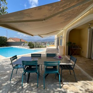 Photo 11 - Villa avec piscine et vue mer - Terrasse couverte