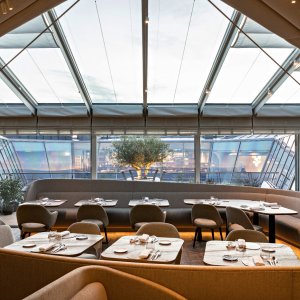 Photo 1 - Wonderful restaurant overlooking the Paris rooftops from an Haussmann building  - Salle à manger