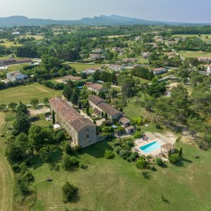 Photo 4 - Mas avec piscine entre le Nord du Gard  et le Sud Ardèche   - Vue côté côté est