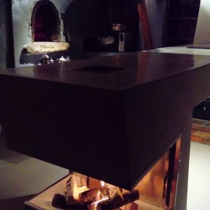Photo 11 - Maison décor science fiction - table-cheminée design