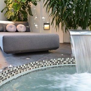 Photo 6 - Luxurious loft - pool/spa, garden, cinema room and high-end entertainment - 