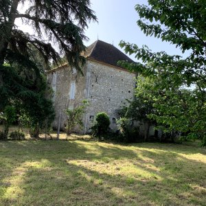 Photo 1 - Le château de ma mère - belle maison du 19e siècle avec grand jardin ombragé dans un bourg médiéval - Espace extérieur