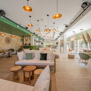 Photo 0 - Garden Lounge of 280m² with 2 hectare park - Garden Bar Lounge - 280m2 au RdC du Domaine