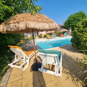 Photo 1 - Exceptional villa with swimming pool - Vue de Piscine - terrasse