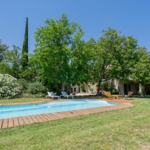 Photo 4 - Mas surrounded by vines and olive trees - Piscine