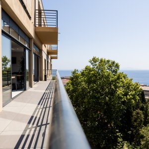 Photo 1 - Hôtel avec vue panoramique - terrasse petit déjeuner
