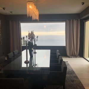 Photo 6 - Maison d'Artiste - Salle à manger avec vue surplombant la mer
