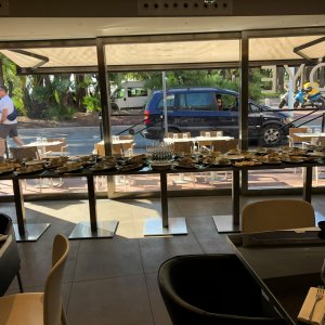 Photo 3 - Kosher Restaurant Cannes La Croisette - La salle et la vue